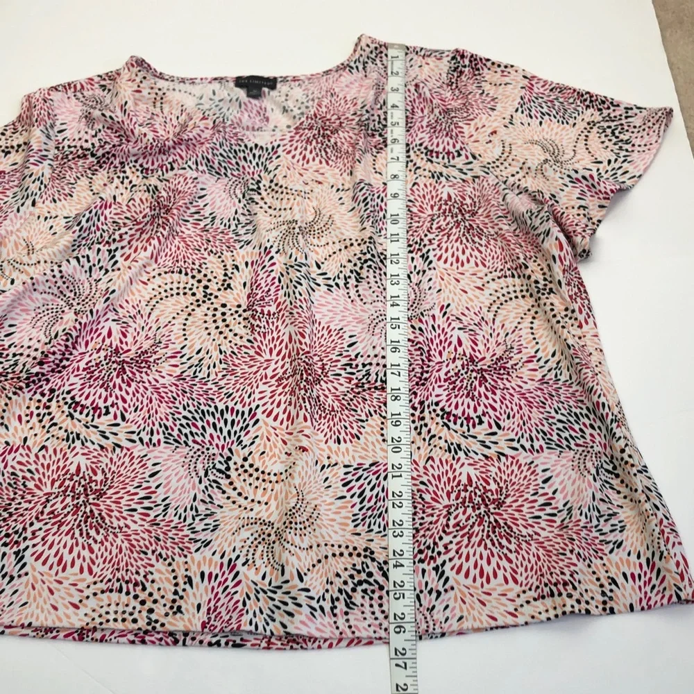 The Limited V-Neck Women's Top Size 1X